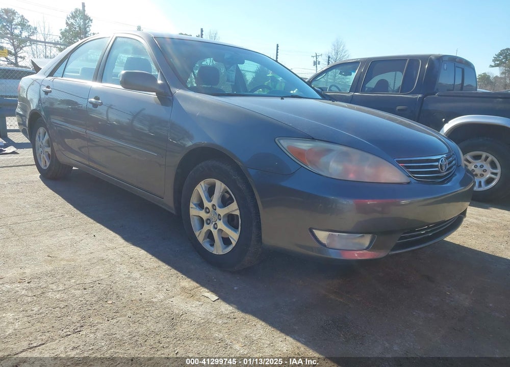 2005 TOYOTA CAMRY XLE VIN: 4T1BE32K45U974540