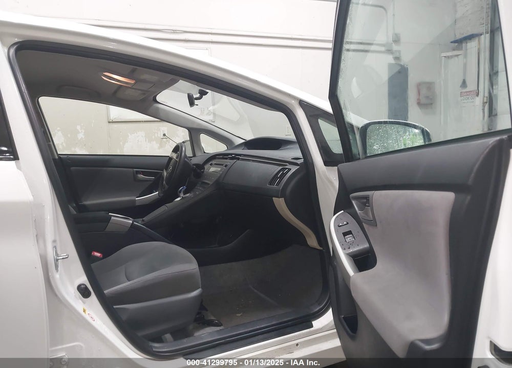2010 TOYOTA PRIUS II VIN: JTDKN3DU5A0199573