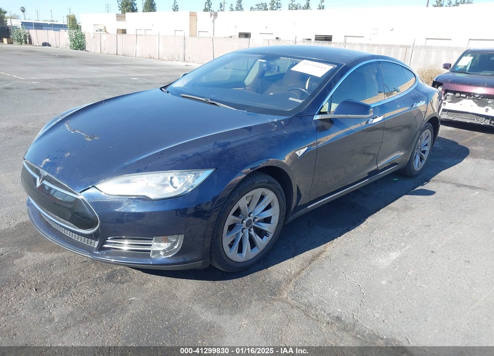 2013 TESLA MODEL S VIN: 5YJSA1DP9DFP04627