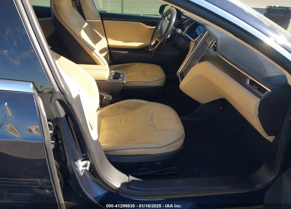 2013 TESLA MODEL S VIN: 5YJSA1DP9DFP04627