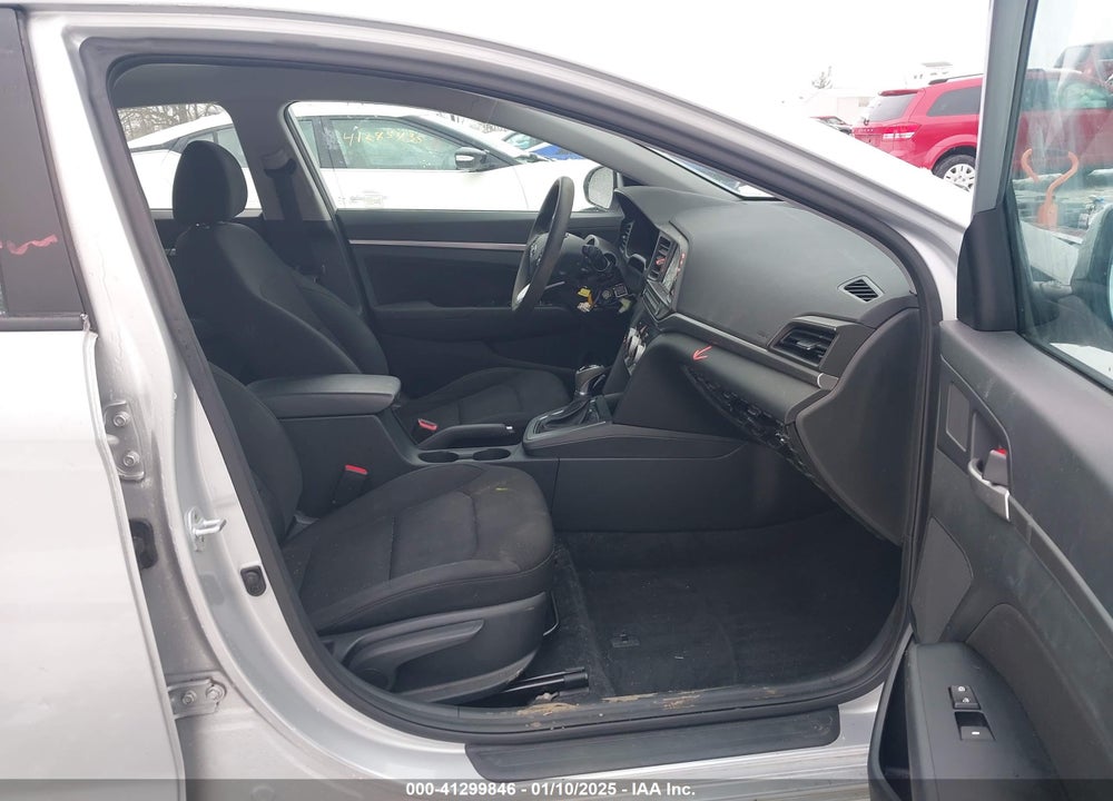 2019 HYUNDAI ELANTRA SEL VIN: 5NPD84LF6KH484232