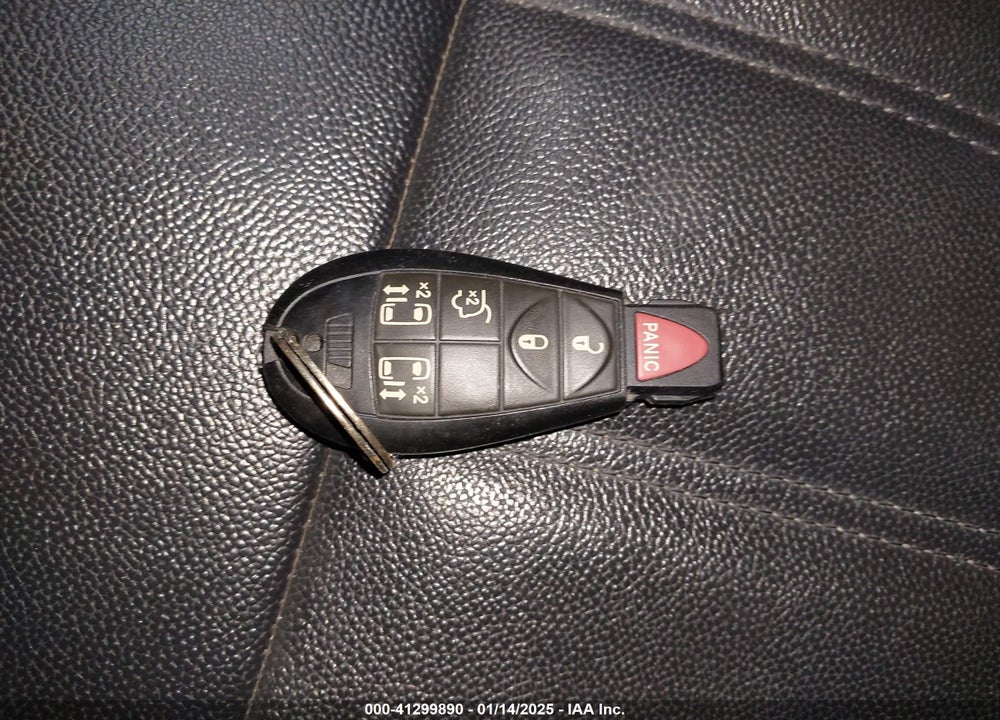 2015 CHRYSLER TOWN & COUNTRY TOURING VIN: 2C4RC1BG5FR534334