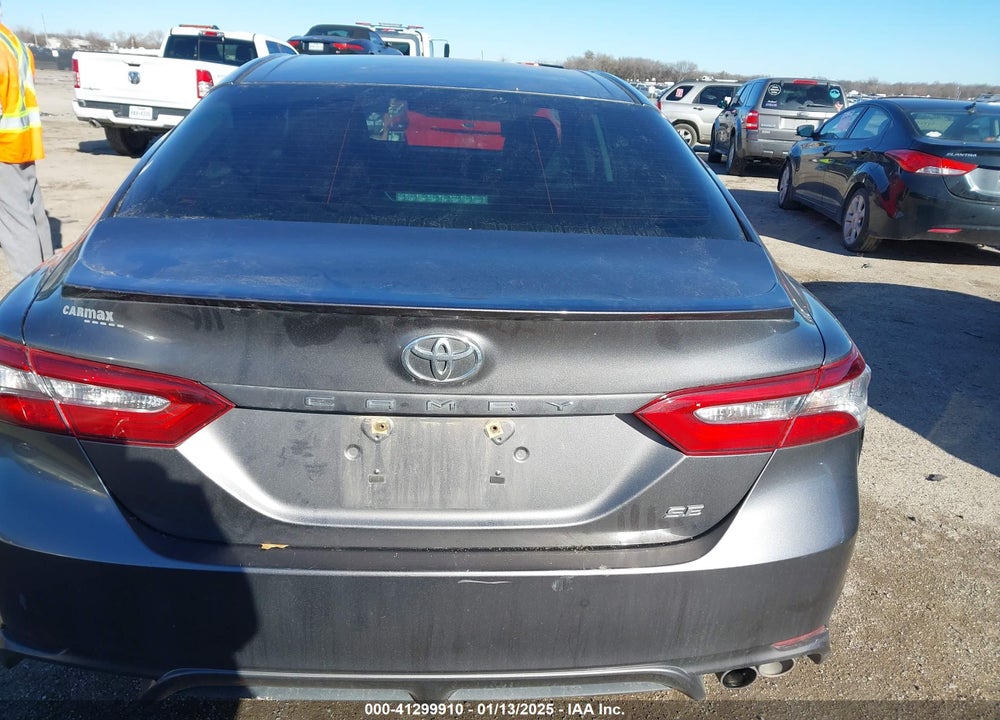 2018 TOYOTA CAMRY VIN: 4T1B11HK5JU115104