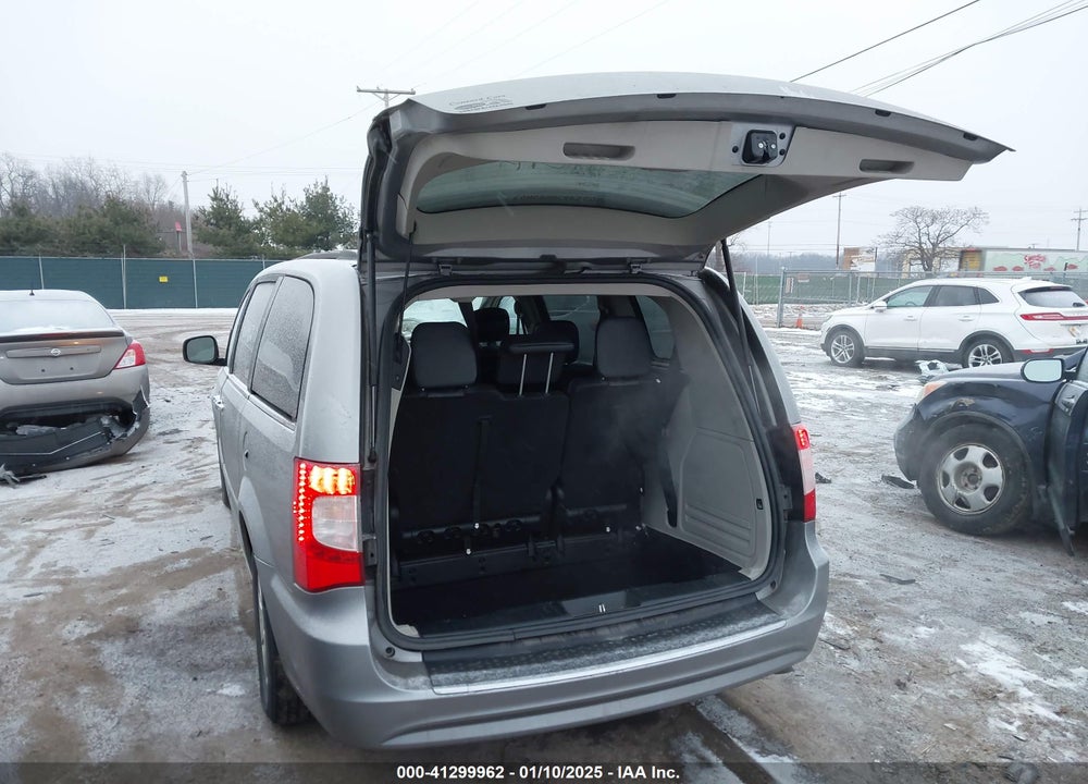 2016 CHRYSLER TOWN & COUNTRY TOURING VIN: 2C4RC1BG0GR133209
