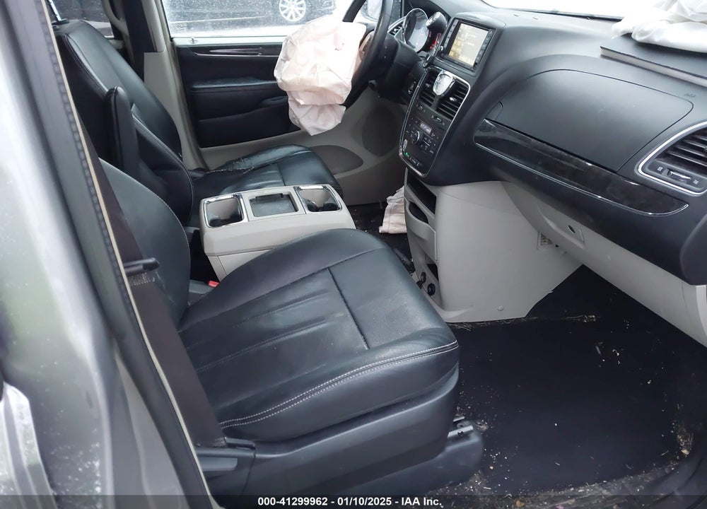 2016 CHRYSLER TOWN & COUNTRY TOURING VIN: 2C4RC1BG0GR133209