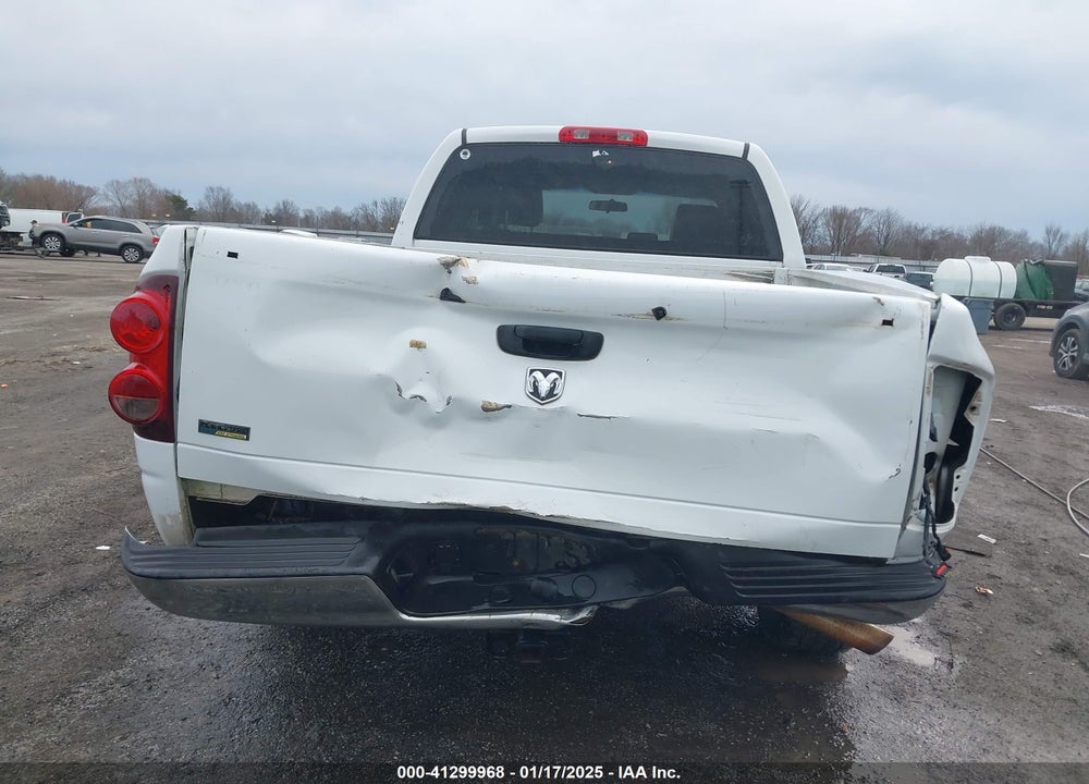 2008 DODGE RAM 1500 ST/SXT VIN: 1D7HA18N68S611761