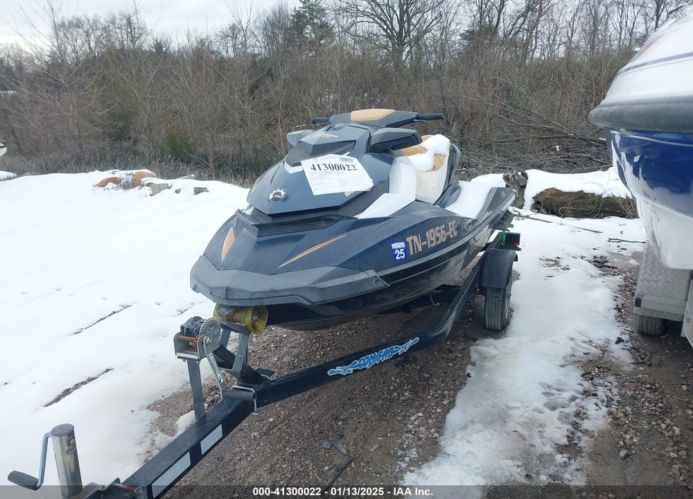 2012 SEADOO JETSKI VIN: YDU21681C111