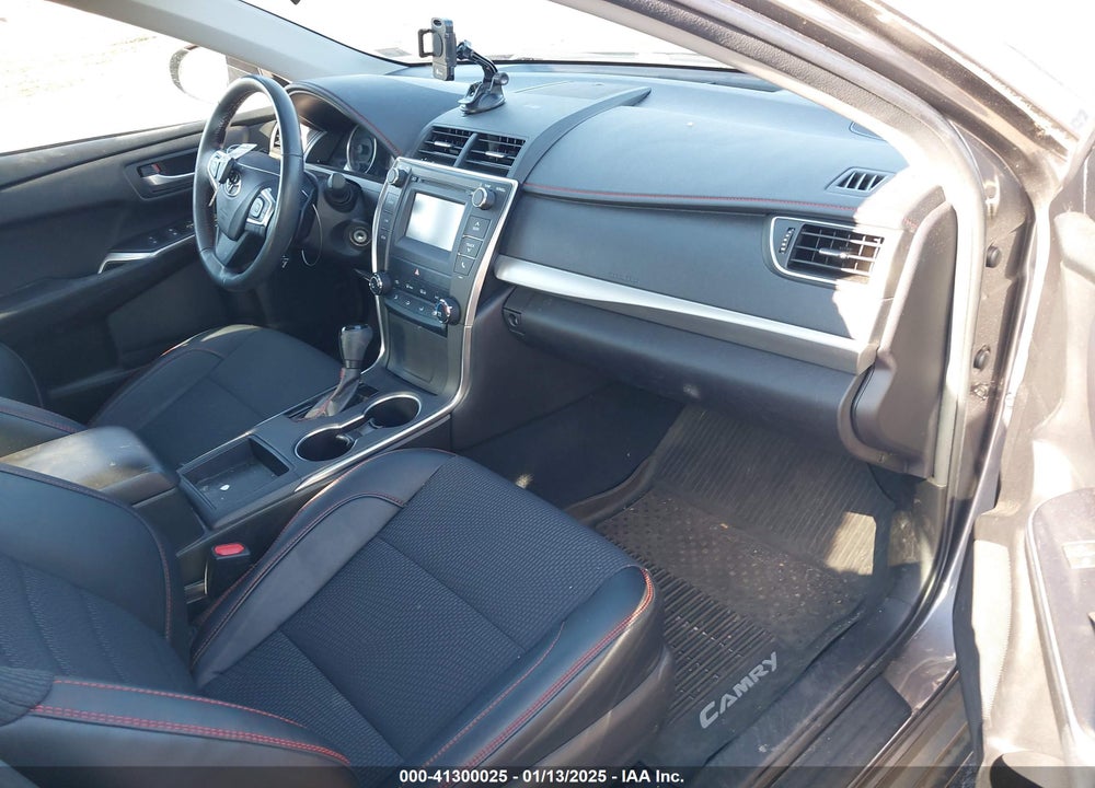 2017 TOYOTA CAMRY SE VIN: 4T1BF1FK7HU430520