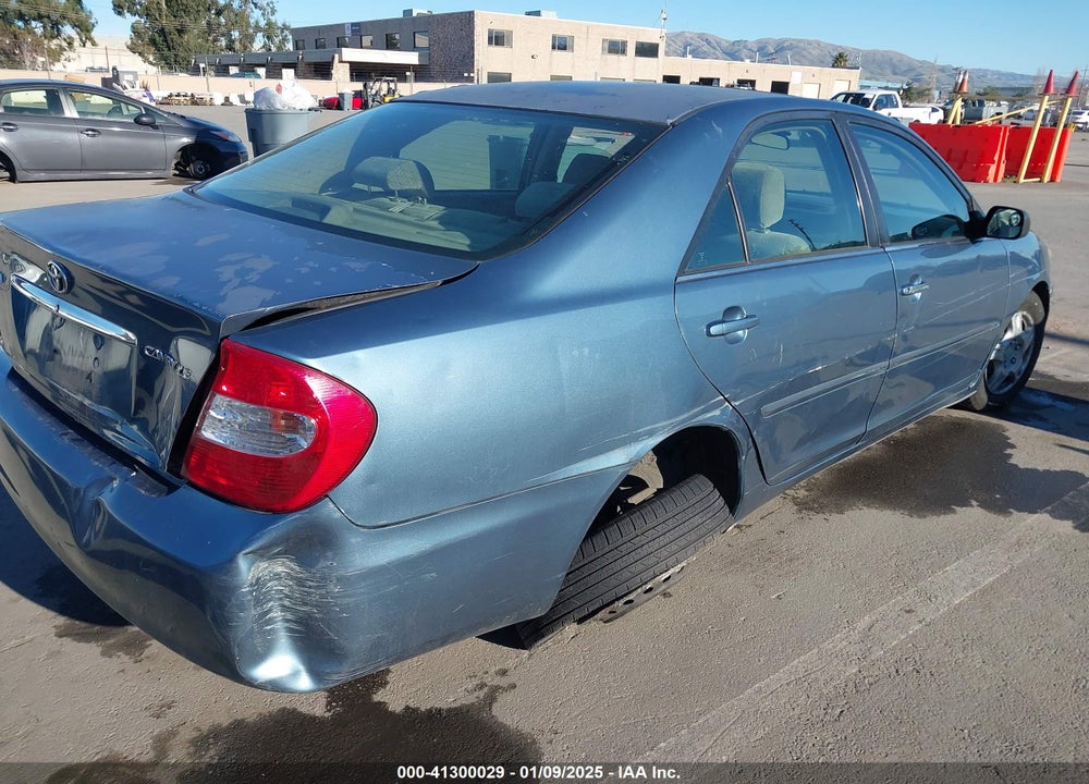 2002 TOYOTA CAMRY LE VIN: 4T1BE32K42U640407