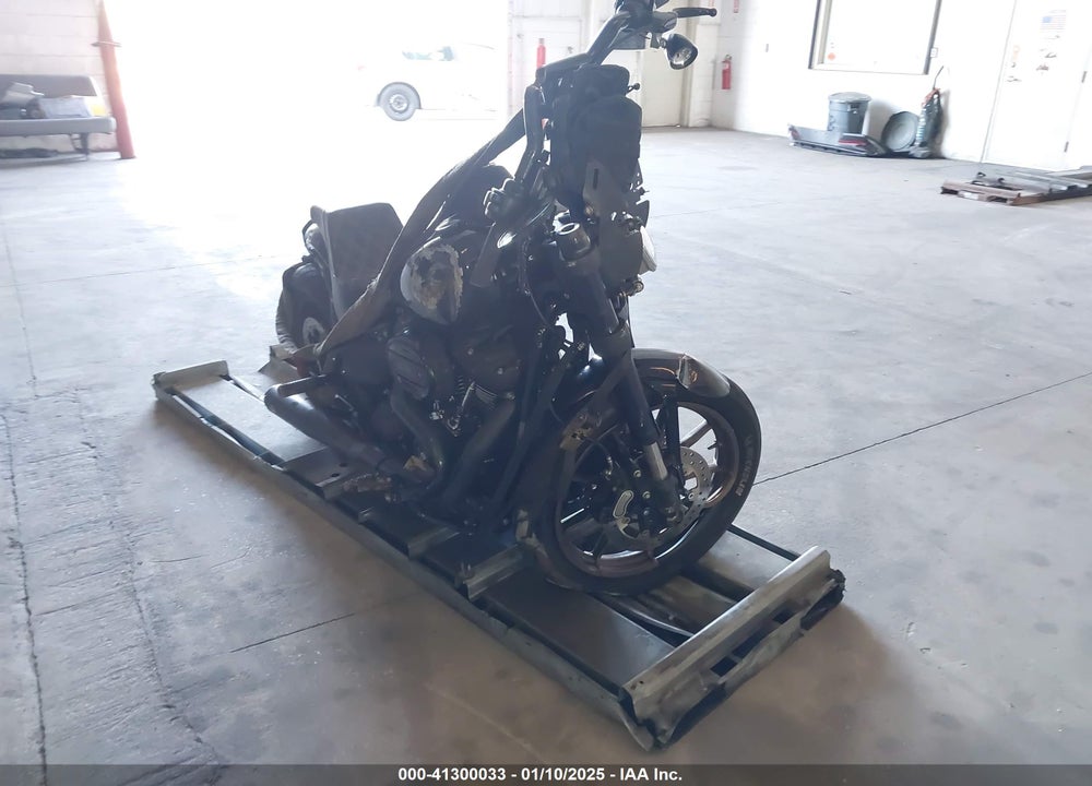 2021 HARLEY-DAVIDSON FXLRS VIN: 1HD1YWK17MB021331
