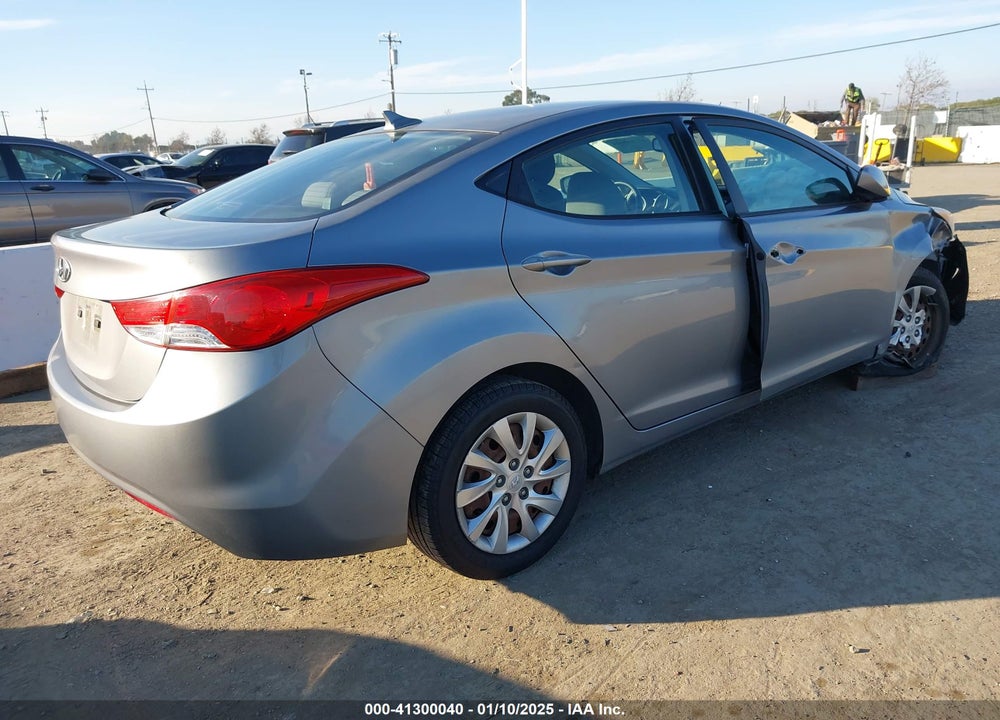2013 HYUNDAI ELANTRA GLS/LIMITED VIN: KMHDH4AE7D4497957