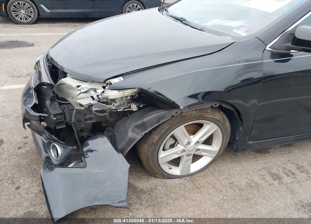 2013 TOYOTA CAMRY SE VIN: 4T1BF1FK3DU717119