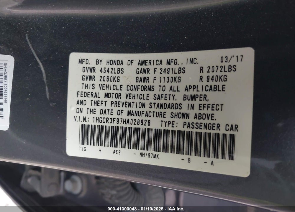 2017 HONDA ACCORD VIN: 1HGCR3F97HA028928