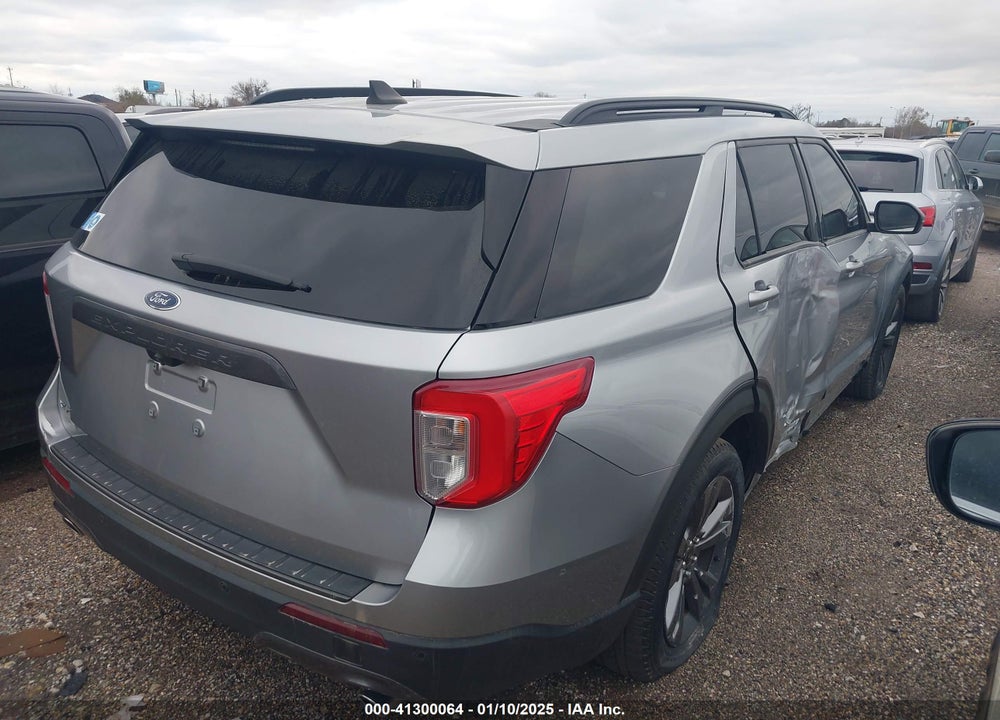 2022 FORD EXPLORER XLT VIN: 1FMSK7DH8NGA35150