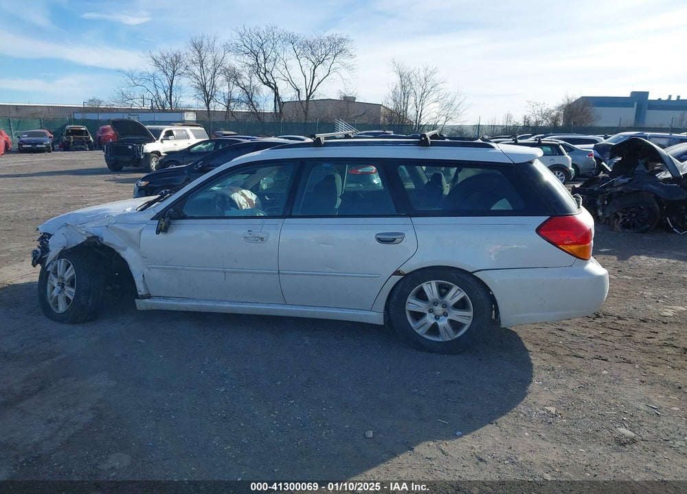 2005 SUBARU LEGACY 2.5I VIN: 4S3BP616357307770