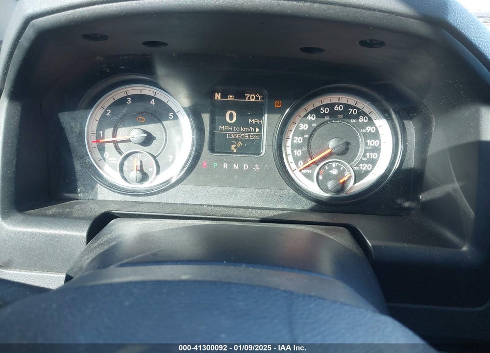 2015 RAM 1500 VIN: 1C6RR6KT3FS629182