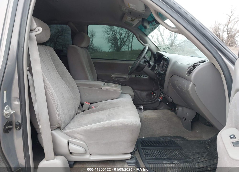 2002 TOYOTA TUNDRA SR5 V8 VIN: 5TBBT44172S298338