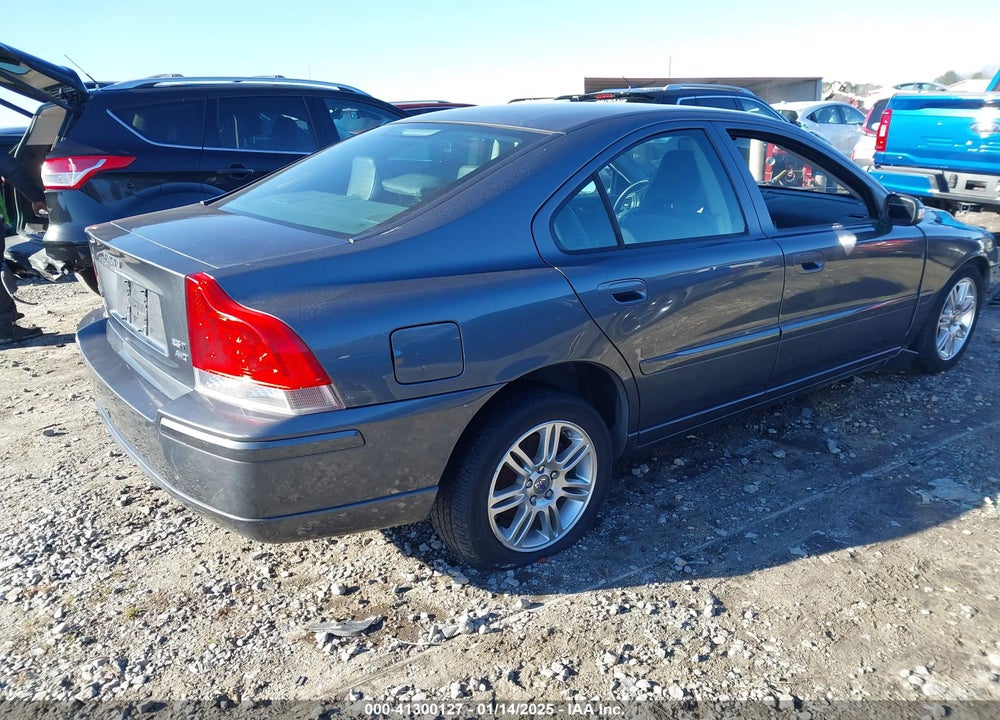 2007 VOLVO S60 2.5T VIN: YV1RH592972634420