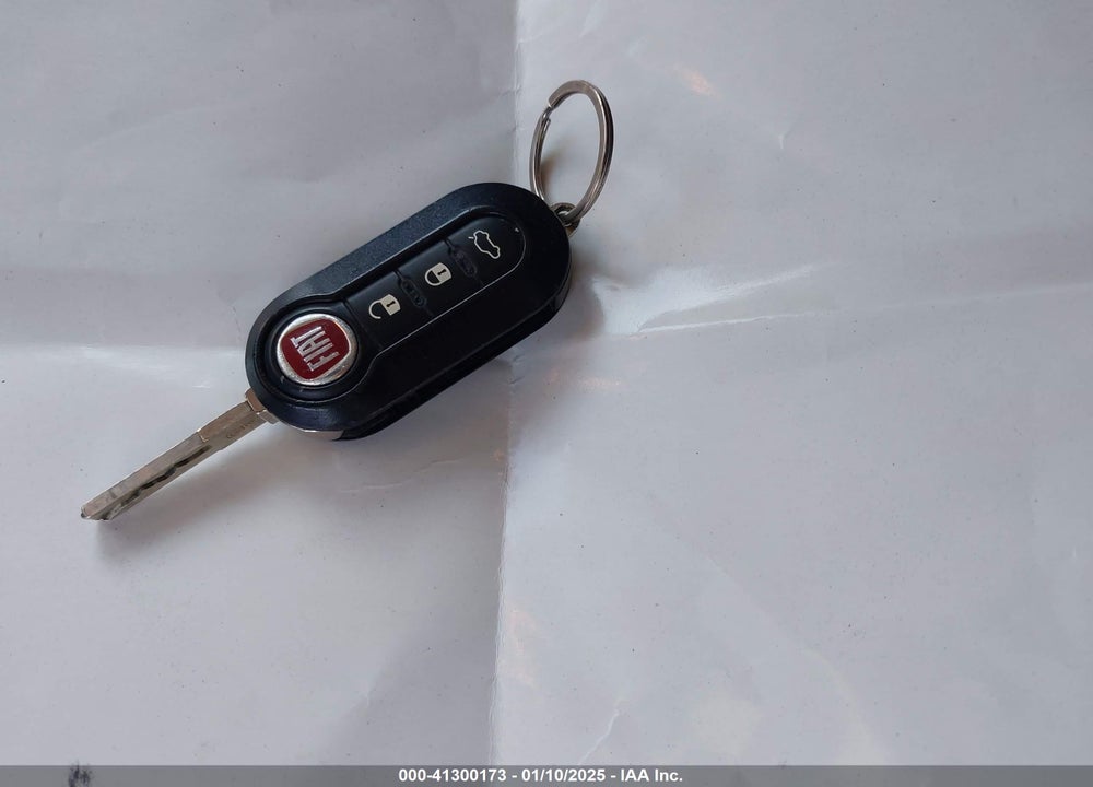2014 FIAT 500L VIN: ZFBCFADH1EZ016036