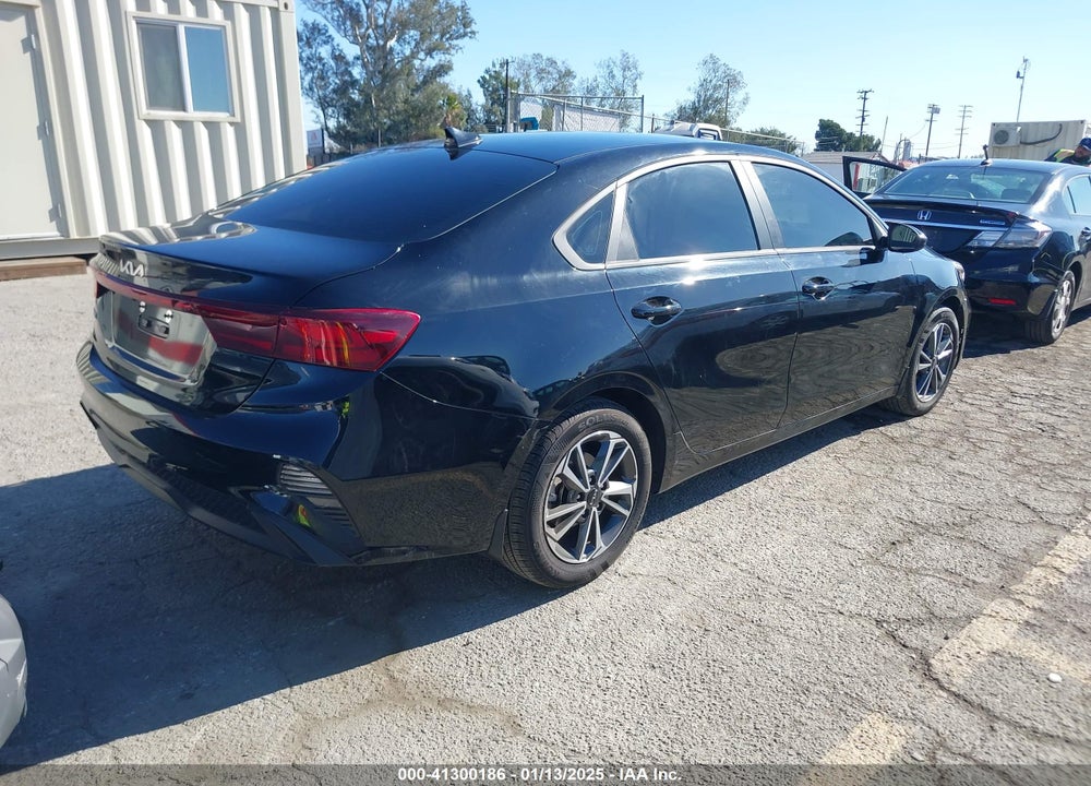 2023 KIA FORTE LXS VIN: 3KPF24AD2PE622744