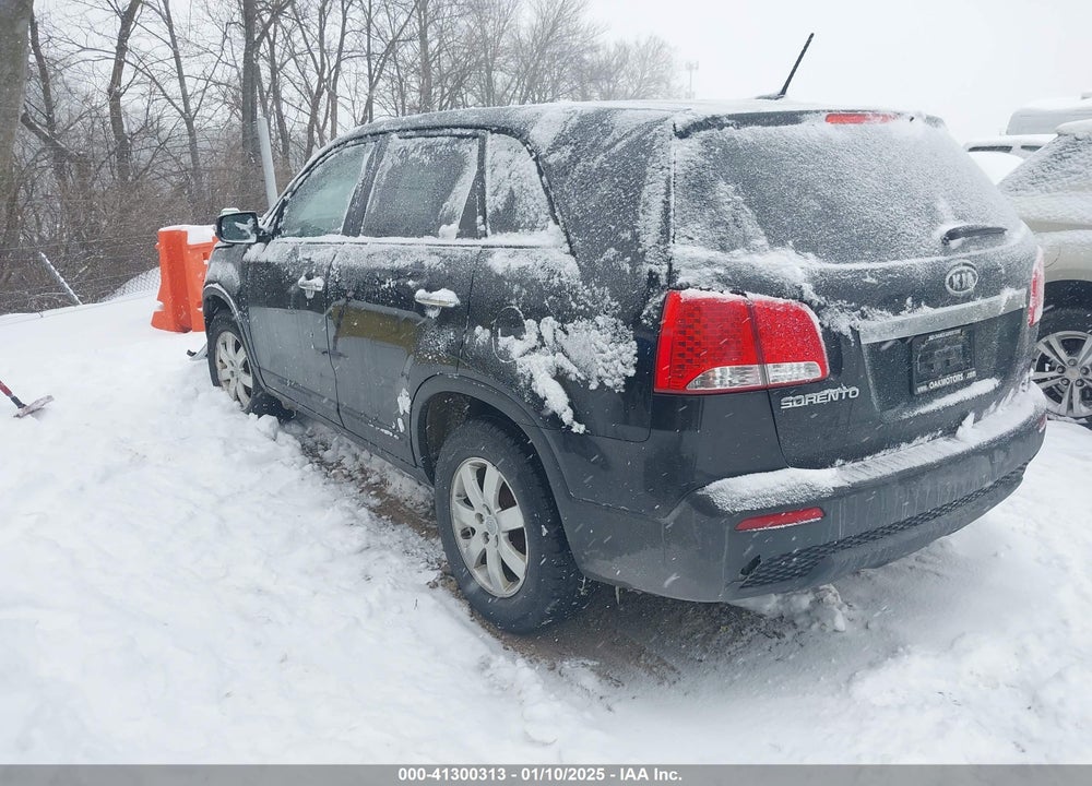 2013 KIA SORENTO VIN: 5XYKT3A11DG401159