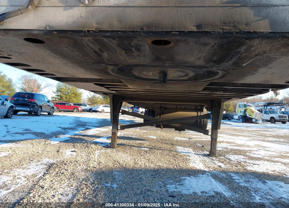 2010 UTILITY TRAILER MFG --- VIN: 1UYVS2535AU891915