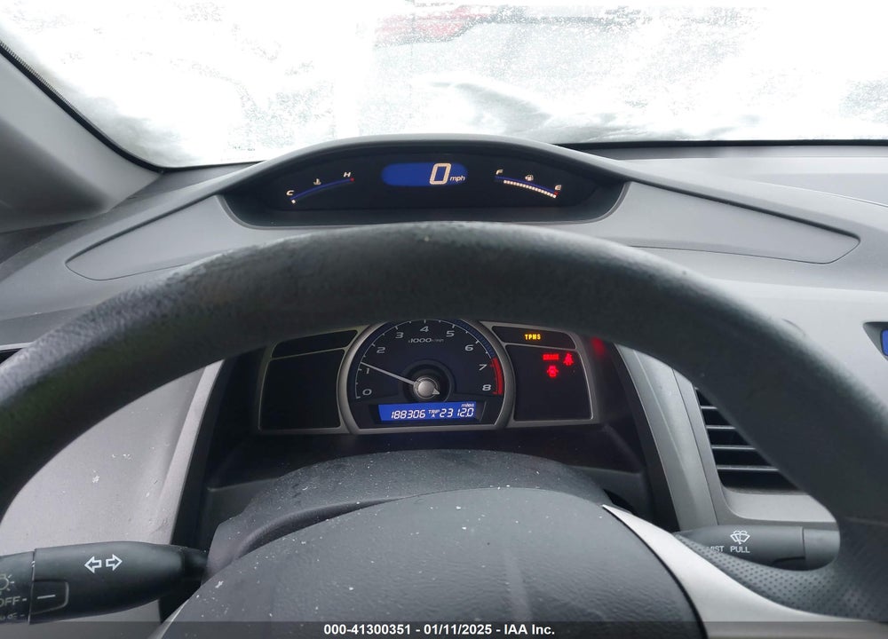 2009 HONDA CIVIC VIN: 1HGFA15329L014673