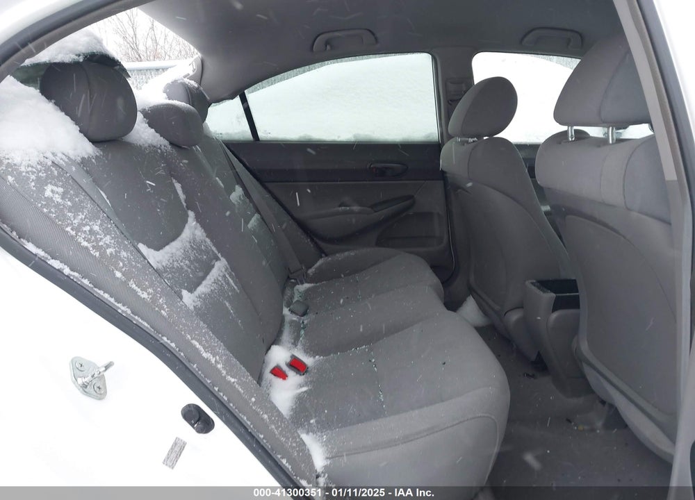 2009 HONDA CIVIC VIN: 1HGFA15329L014673