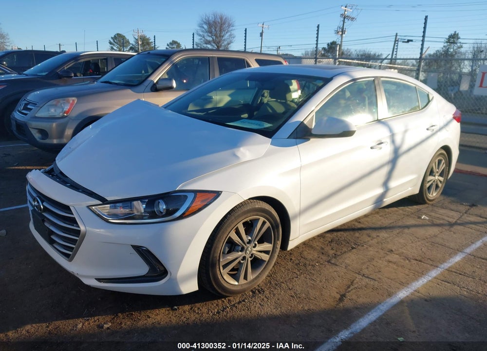 2018 HYUNDAI ELANTRA VIN: 5NPD84LF5JH341223