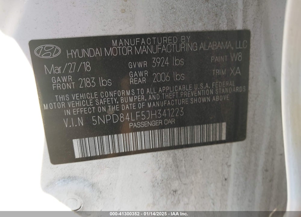 2018 HYUNDAI ELANTRA VIN: 5NPD84LF5JH341223