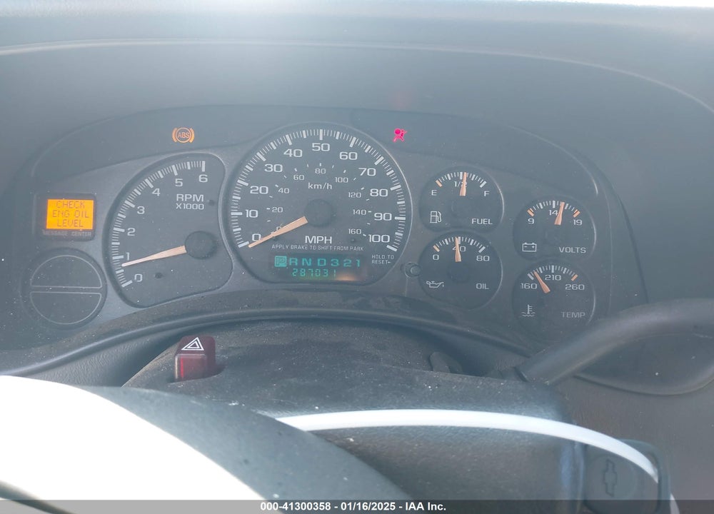 2002 CHEVROLET SUBURBAN 1500 Z71 VIN: 3GNFK16Z92G322707