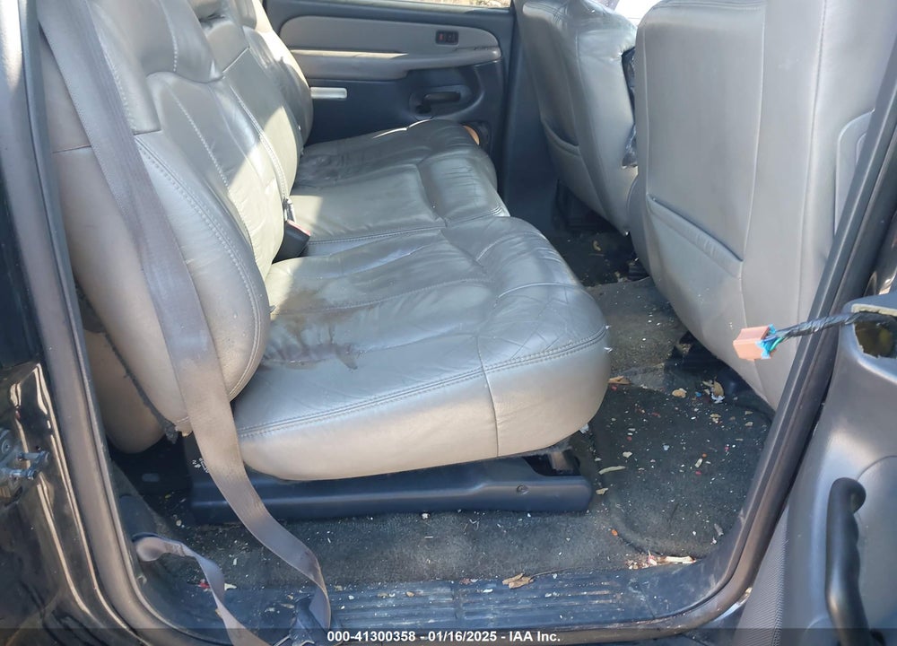 2002 CHEVROLET SUBURBAN 1500 Z71 VIN: 3GNFK16Z92G322707