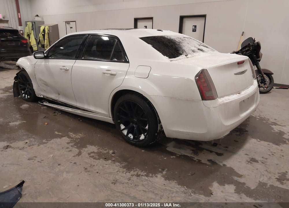 2014 CHRYSLER 300 VIN: 2C3CCABG5EH305635