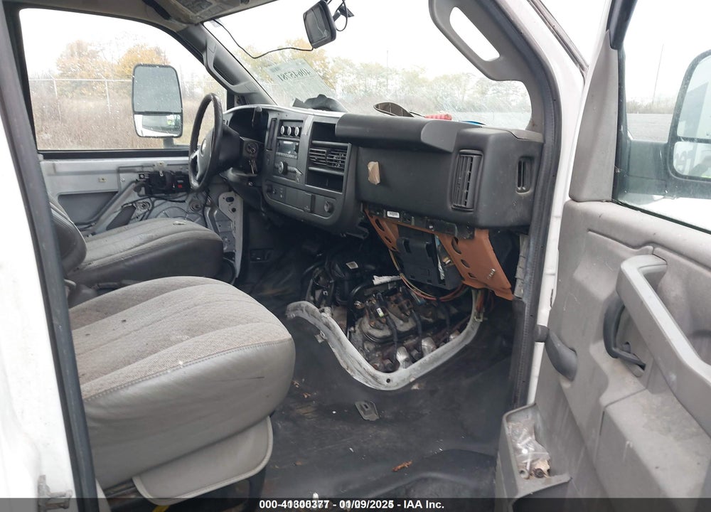 2016 CHEVROLET EXPRESS CUTAWAY 3500 VIN: 1GB0GSFF9G1137031