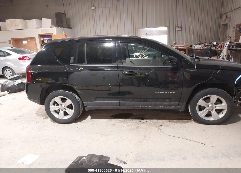 2014 JEEP COMPASS LATITUDE VIN: 1C4NJDEB6ED521194