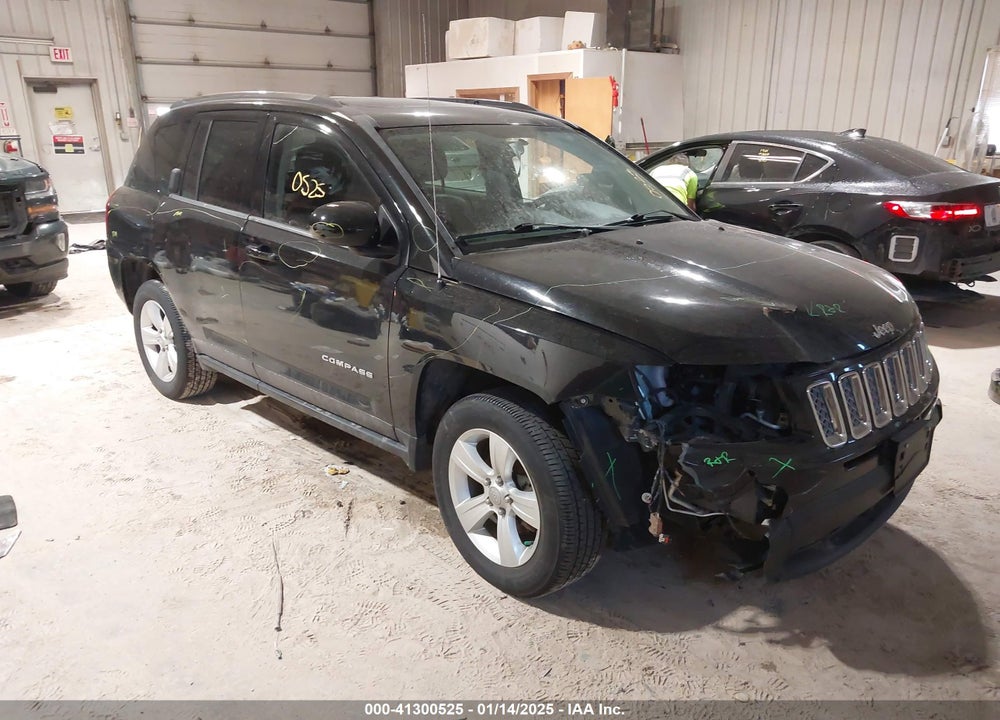 2014 JEEP COMPASS LATITUDE VIN: 1C4NJDEB6ED521194