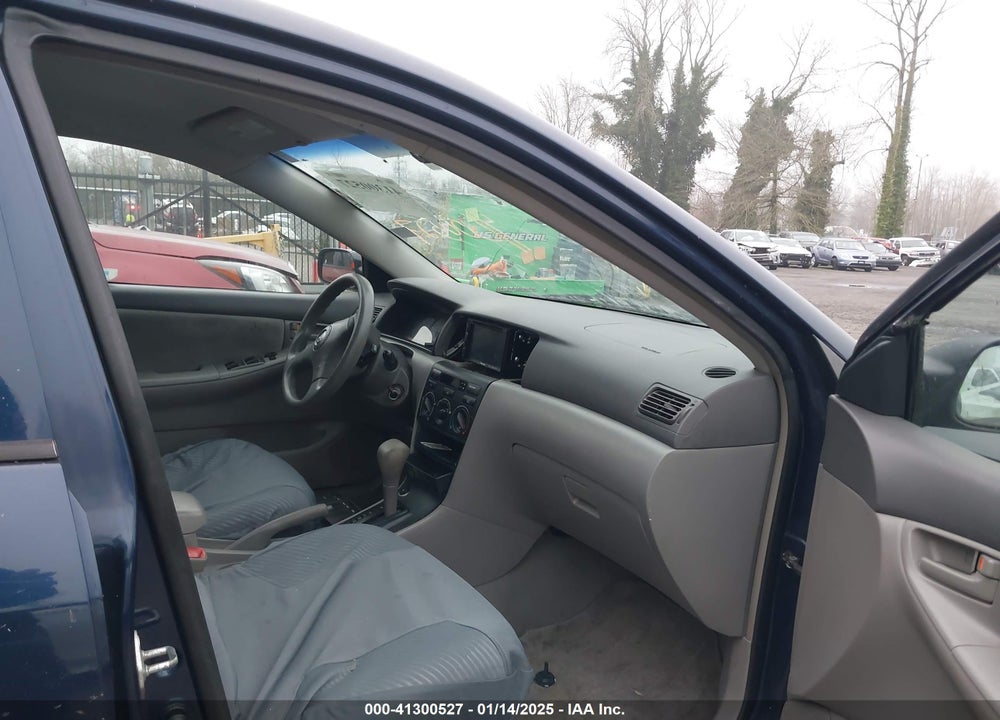 2005 TOYOTA COROLLA CE VIN: 2T1BR32E25C328445