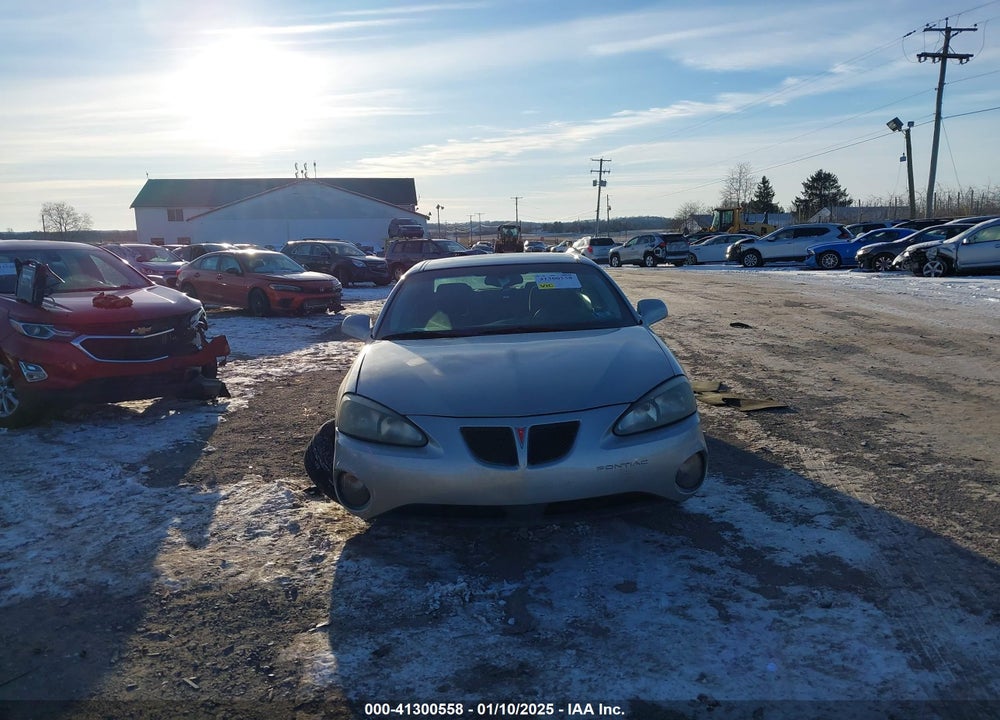 2007 PONTIAC GRAND PRIX VIN: 2G2WP552671189494