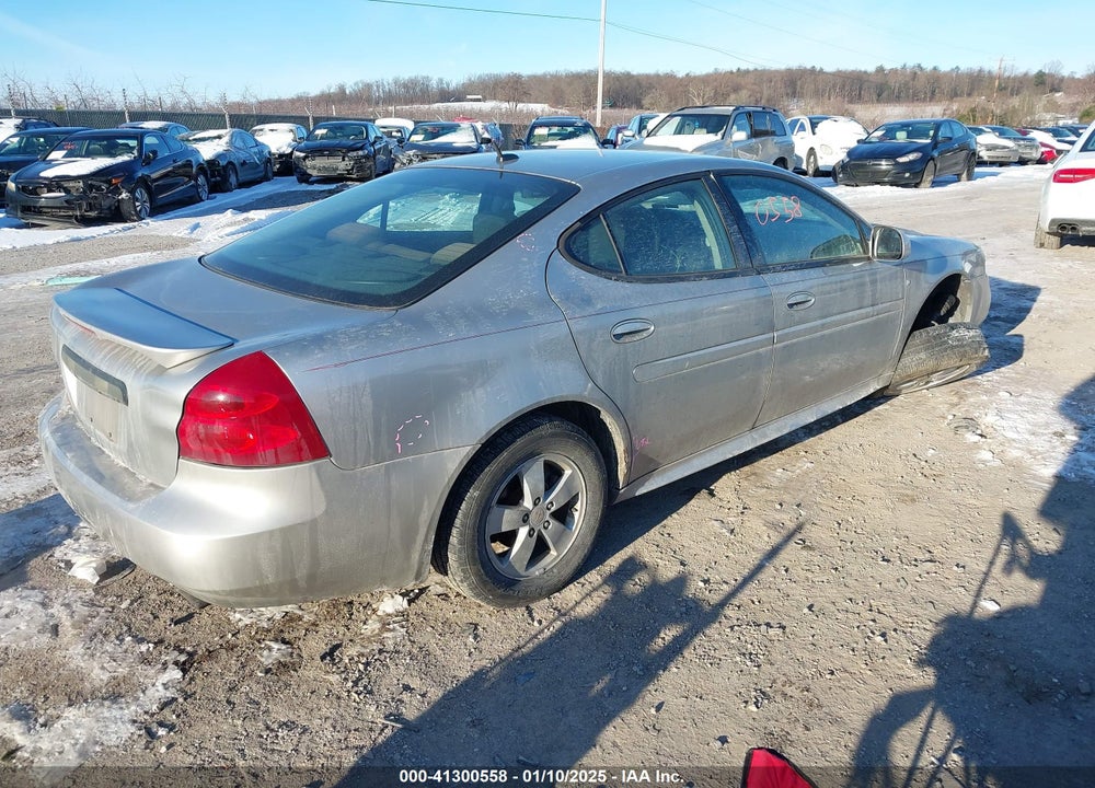 2007 PONTIAC GRAND PRIX VIN: 2G2WP552671189494