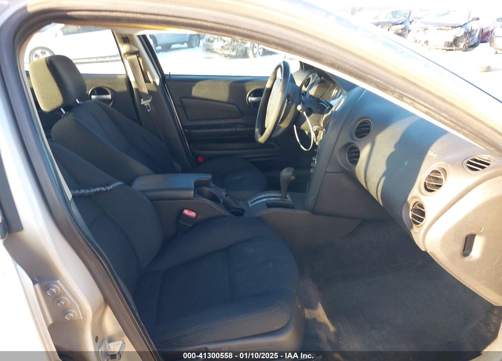 2007 PONTIAC GRAND PRIX VIN: 2G2WP552671189494