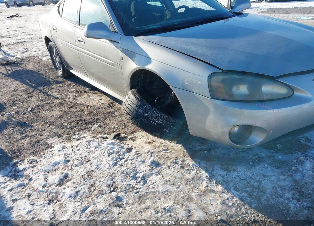 2007 PONTIAC GRAND PRIX VIN: 2G2WP552671189494