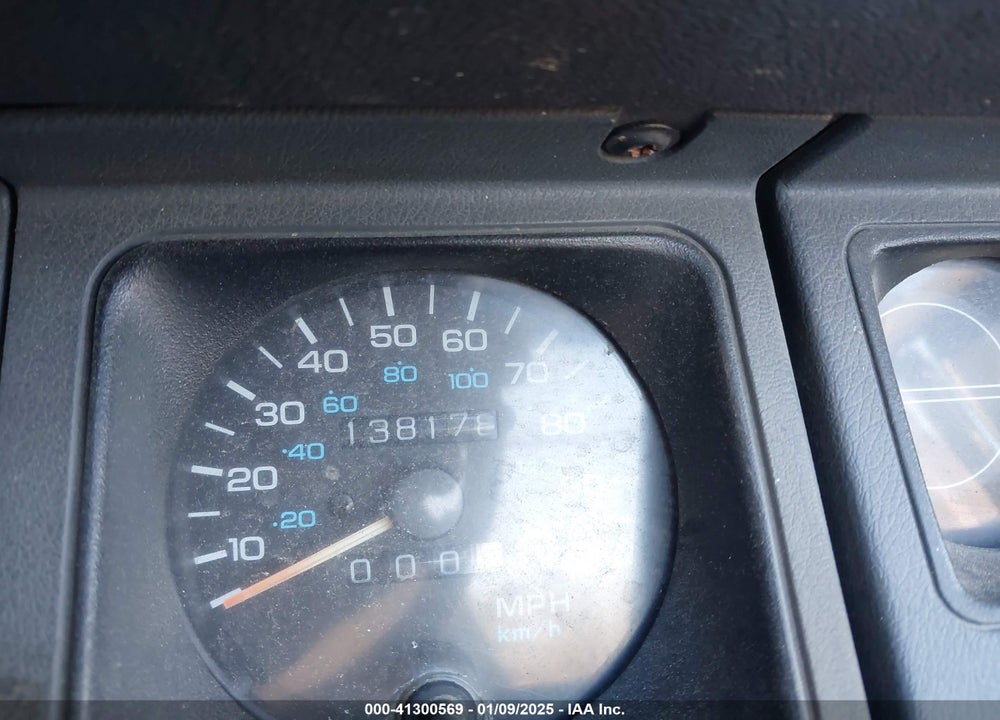 1994 JEEP WRANGLER / YJ S VIN: 1J4FY19P5RP436947