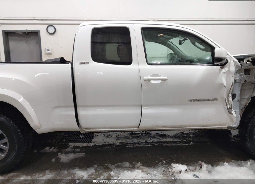2017 TOYOTA TACOMA SR5 V6 VIN: 5TFRZ5CN3HX042392