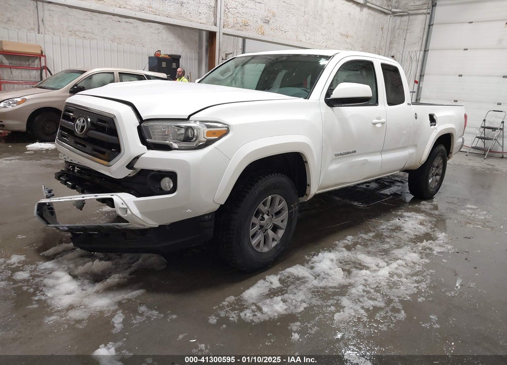 2017 TOYOTA TACOMA SR5 V6 VIN: 5TFRZ5CN3HX042392