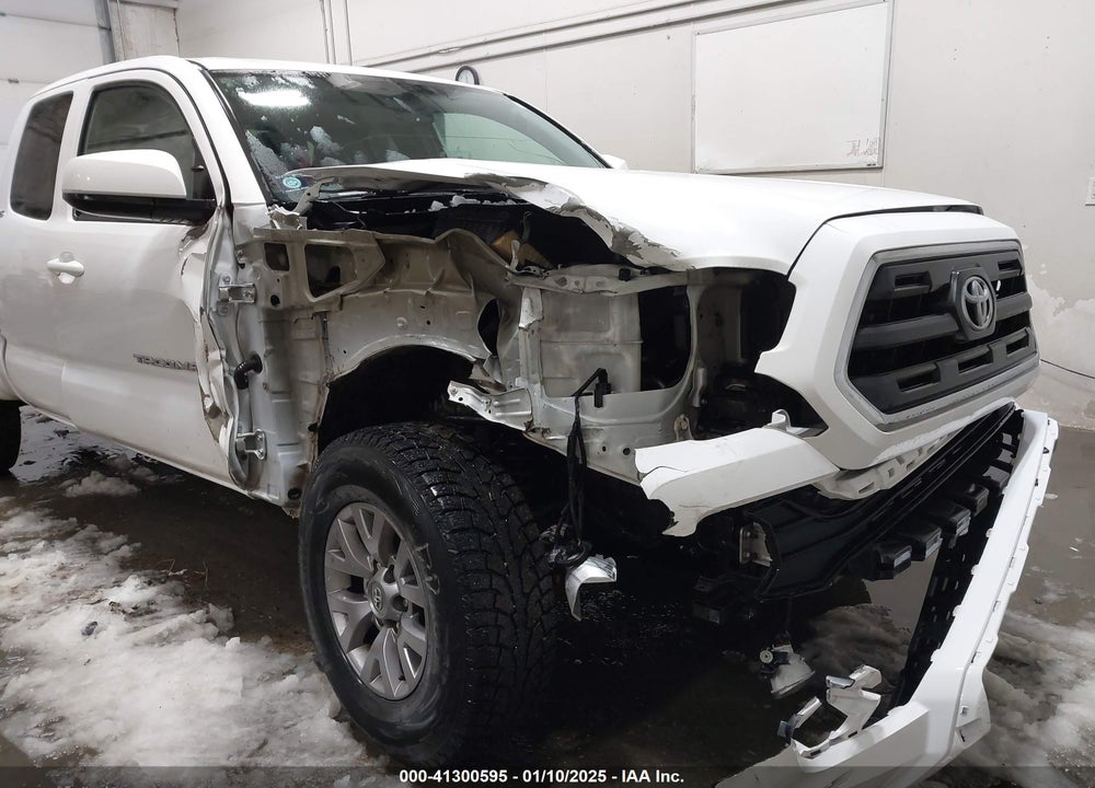 2017 TOYOTA TACOMA SR5 V6 VIN: 5TFRZ5CN3HX042392