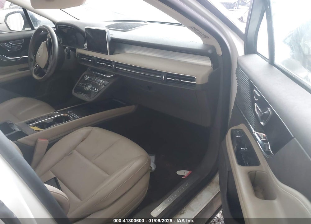 2020 LINCOLN CORSAIR STANDARD VIN: 5LMCJ1C98LUL17606