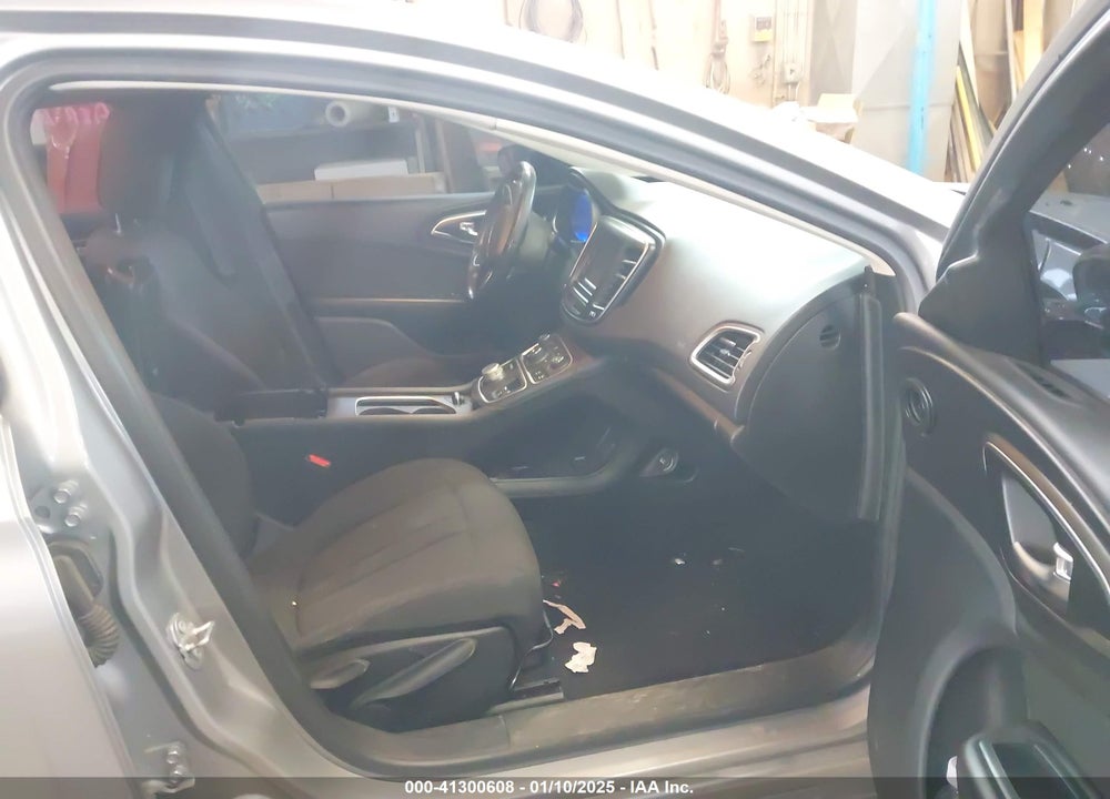 2017 CHRYSLER 200 TOURING VIN: 1C3CCCFB5HN503380