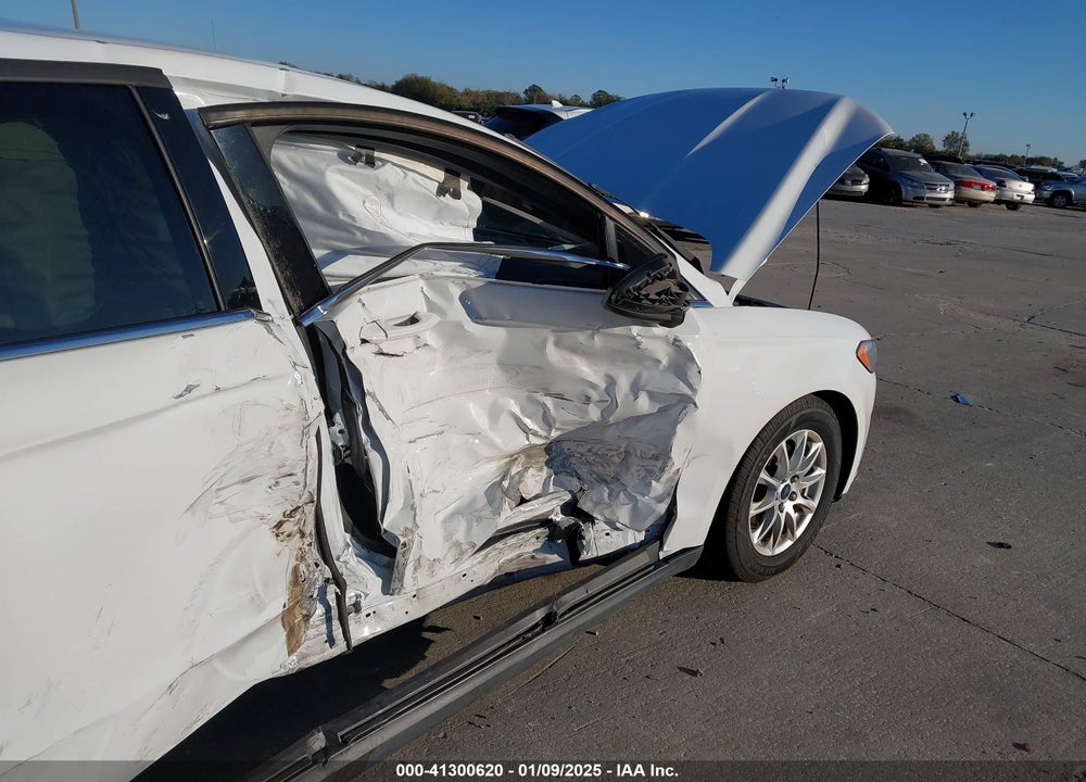 2016 FORD FUSION VIN: 1FA6P0G73G5111850