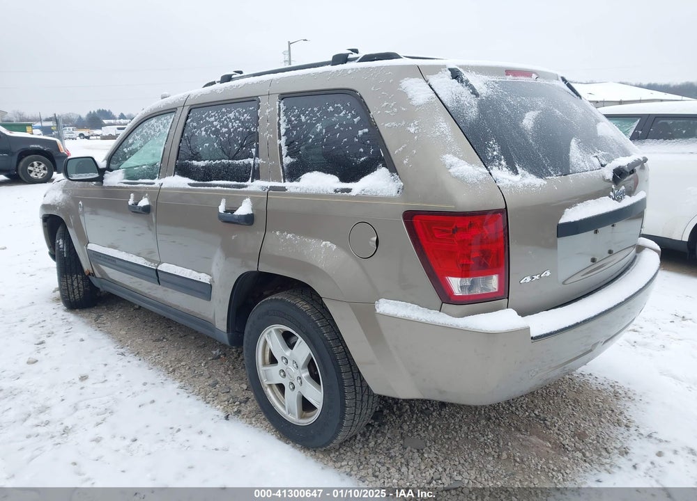 2005 JEEP GRAND CHEROKEE LAREDO VIN: 1J4HR48N75C727670