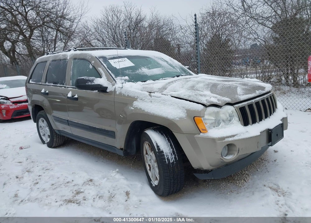 2005 JEEP GRAND CHEROKEE LAREDO VIN: 1J4HR48N75C727670